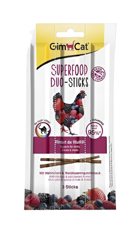 GimCat® Sticks - Саламени пръчици с пилешко и вкус на горски плодове - 3 бр. - Zoo-PetShop
